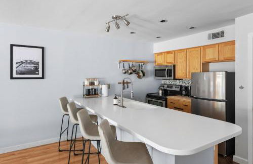 Minutes to ACL Downtown Retreat - Pool & Lake Access - Foto 7