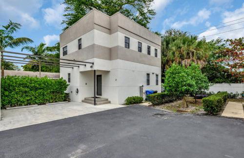 3BR 2.5BA Townhome-10 mins to FTL Beach and Downtown - Foto 16