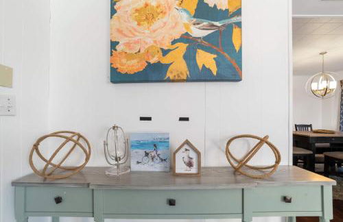 Oversized Family Beach Block Duplex with Game Room - Foto 7