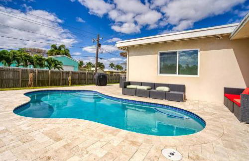 Tranquil Retreat with HEATED POOL Minutes to the Beach - Foto 3