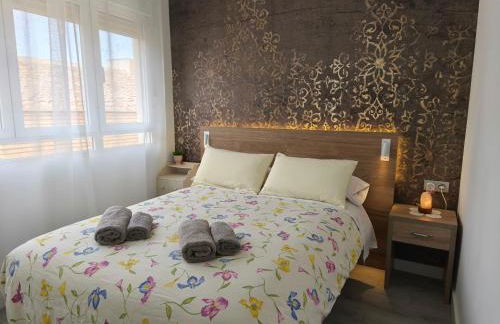 Vivienda en centro de Yecla - Photo 1