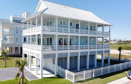 Beach view, prime location, EV charger, 6 parking - Foto 2