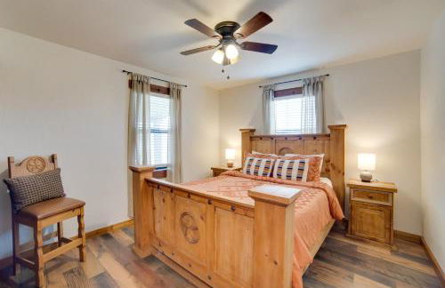 Porch and Fire Pit Ranch Retreat in Blue Ridge! - Foto 18