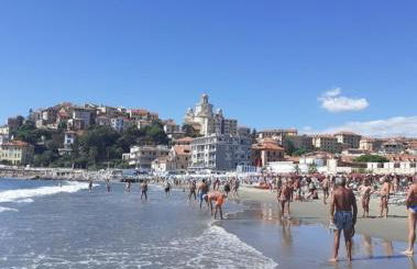 Idyllische Dachwohnung am Hafen von Porto Maurizio - Foto 6