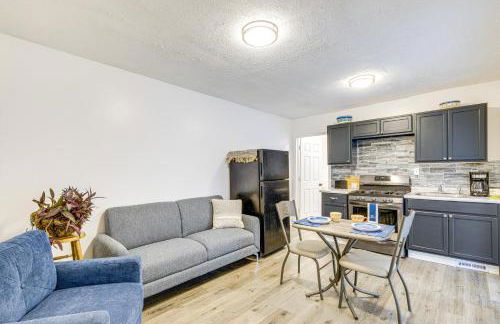 Walkable Barberton Apartment 9 Mi to Akron! - Foto 3