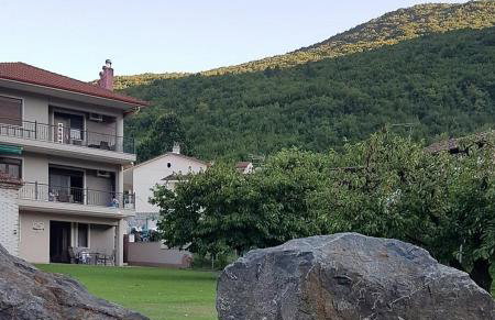 House Venetia - Photo 1