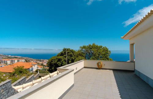 GuestReady - Spacious stay with sea views - Foto 12