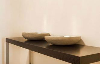 Two Bedroom Luxury Apartment - Balcony with View of Notre Dame - Foto 45