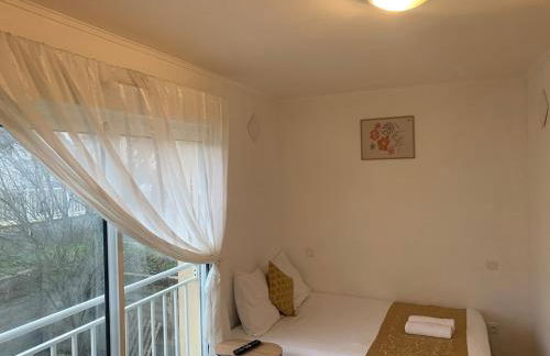 Charming Studio with Balneo Shower, Parking Included - Foto 20
