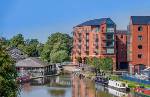 City Centre Chester Waterways Apartment - Photo 6
