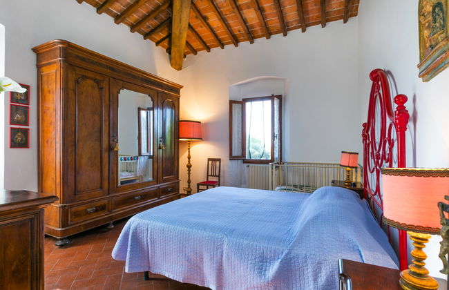 5 bedroom House in Pontassieve with garden and terrace - Photo 25