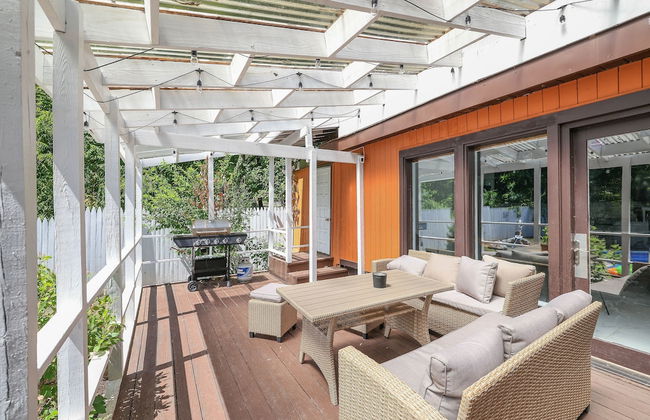 Paradise Retreat by Avantstay Pool Hot Tub Game Room - Photo 41