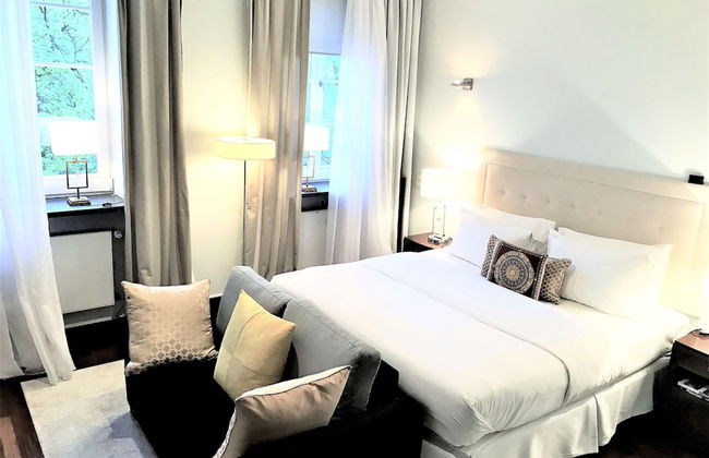 MONDRIAN Luxury Suites & Apartments Old Town Market Square - Photo 22