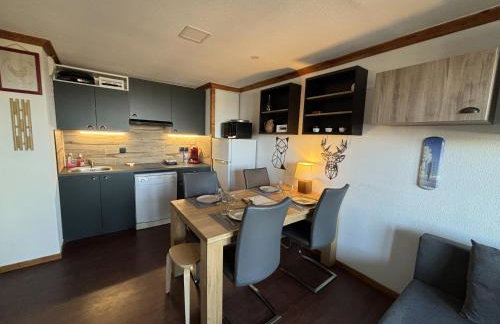 Lama-Gîte-des-Puys T3 Lamadalet, vue sud, terrasse, parking privé - Foto 6