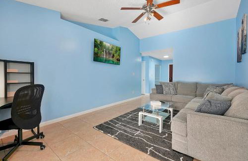 Spacious 4-Bedroom Villa Near Disney World - Foto 6