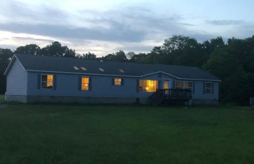 15 miles to Windham Mountain ! King Bed, Game Room, OutDoor Patio - Foto 31