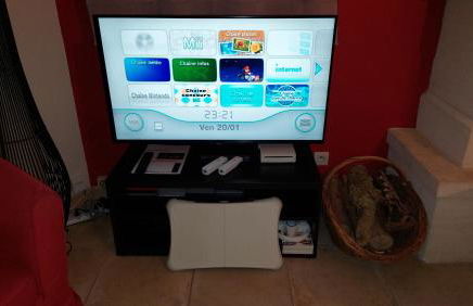 Le So Sweet, maison avec jardin clos, terrasse aménagé, jeux et jouets, baby foot, flipper, table de ping pong, à 1km de la plage d' Omaha beach et près Port en Bessin - Foto 16