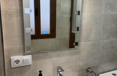 Apartamentos La Gruta de Aracena con patio - Foto 13