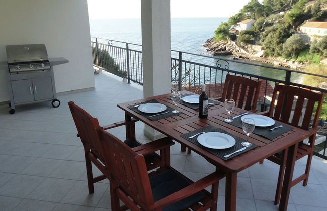 Adorable Apartment With Terrace & Beautiful Sea View Near the Sea Bay - Foto 7