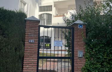 Two bedroom, two bathroom, balcony, pool area, view - Photo 39