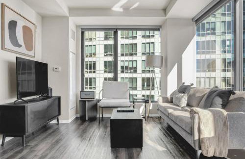 Downtown 1BR w Luxury Amenities Rooftop Views BOS-503 - Foto 1
