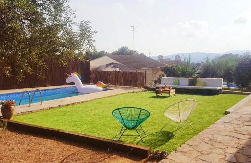 Charming Villa in El Vendrell + Pool - Foto 1