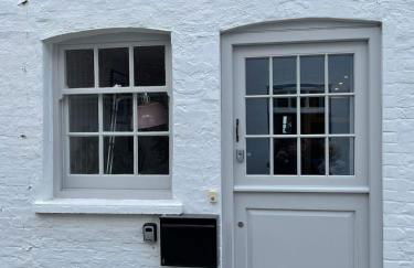 Stylish Cottage with Quay and River View - Foto 29