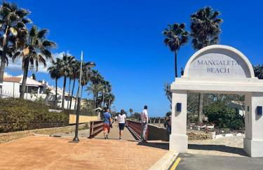 First Line Beach Beautiful and Bright Home - Photo 31