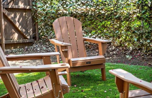 Walk to AT&T Stadium - Modern 2BR With Backyard - Foto 40