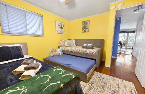 Secluded Hilltop Hideaway - Hot Tub! Two Living Rooms! - Foto 34