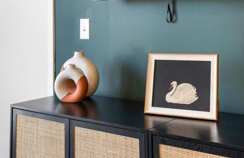 Cozy 2BR Retreat near Downtown - Foto 10