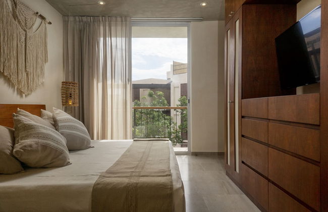 Luxury and Family condo in La Veleta - Photo 10