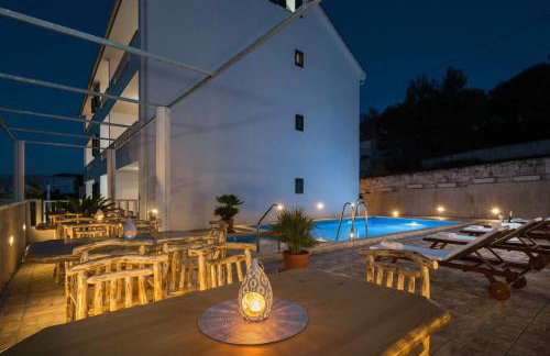 La Perla Apartments 2 - Photo 29