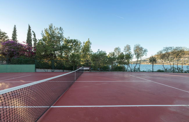 Luxurious Villa Philoxenia - Photo 30