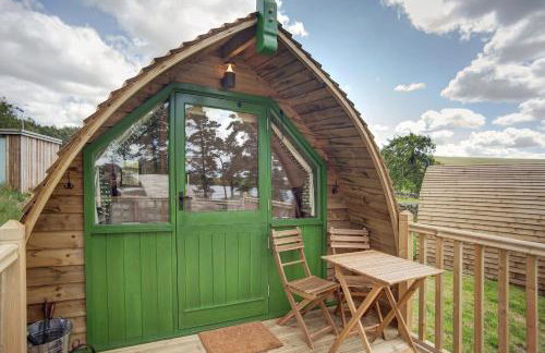 Finest Retreats - The Rushy Lot - Photo 1