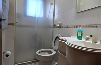 Estadia Tri - Ótima Localização, Confortável e com Garagem - Foto 11