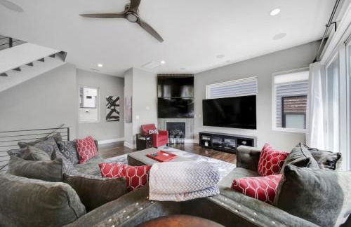 City Views - Walking Distance to Panthers Stadium - Photo 1