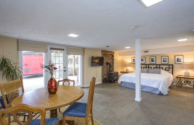 Grand Dream Vacation Home in Nashville 7+ beds! - Photo 4