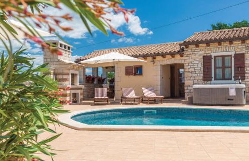 Cozy Home In Tinjan With Wifi - Foto 13