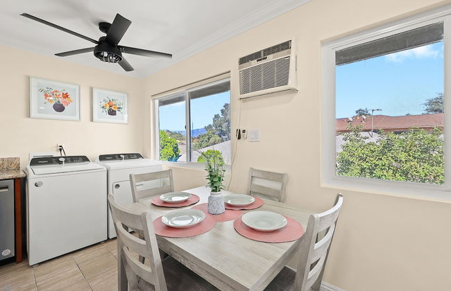 Sunny & Cheerful Near I-10 ~ Queen Beds ~ Parking - Foto 8