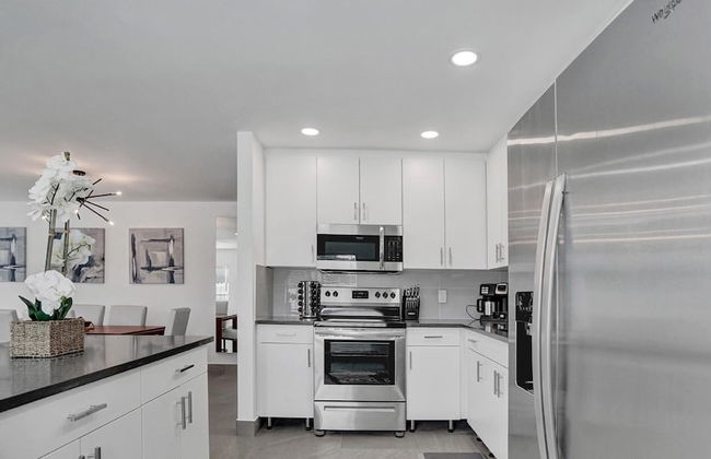 3-storey Home with Beautiful Lake View - Foto 9