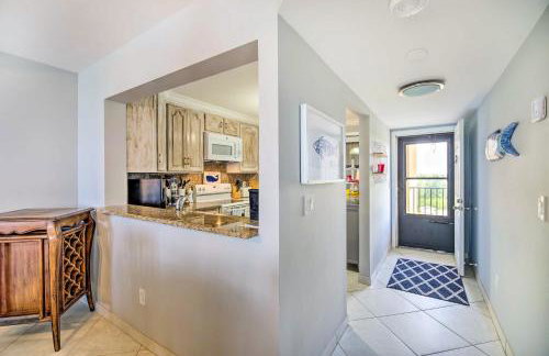 Lovely Fort Pierce Condo, Walk to Beach! - Foto 9