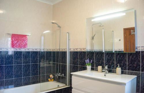 Arouca Passadiços Alojamento & Jacuzzi - SPA - Photo 10