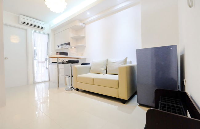 New & Clean Bassura City Apartment - Foto 17