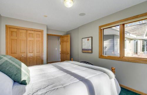 Peaceful Hibbing Getaway Heated Floors, Fire Pit! - Foto 26