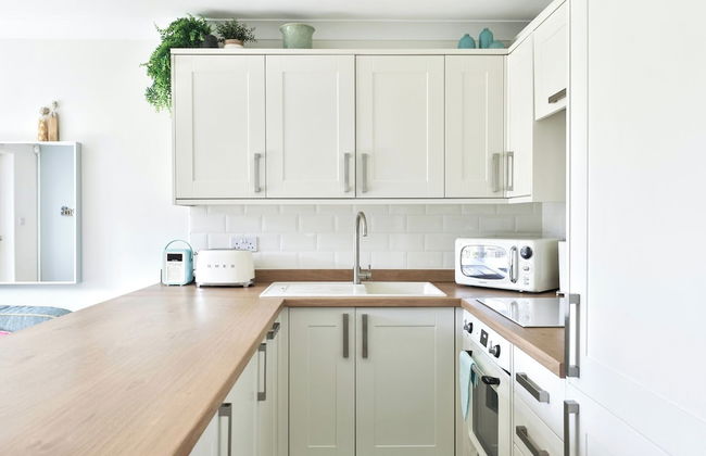 Newly Refurbished Flat With Great Transport Links - Foto 9