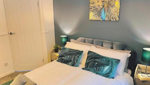 Lovely 4-bed home sleeps 8 Nr Bolton Stadium & M61 - Foto 3