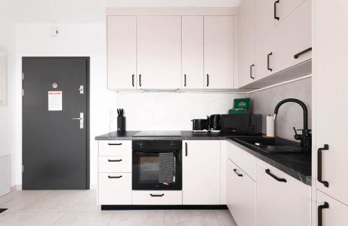 Apartament Brzeziny by Stay&Rest - szybki dojazd i parking - Photo 6