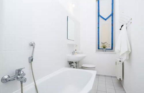 Comfortable 2-room apartment for rest & work P-Berg - Photo 27