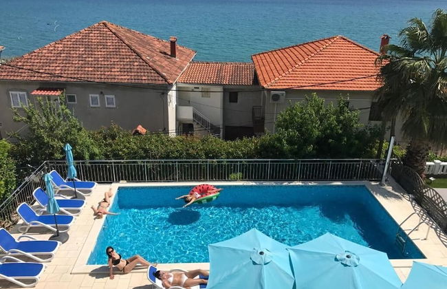 Hotel Bavaria - Photo 6